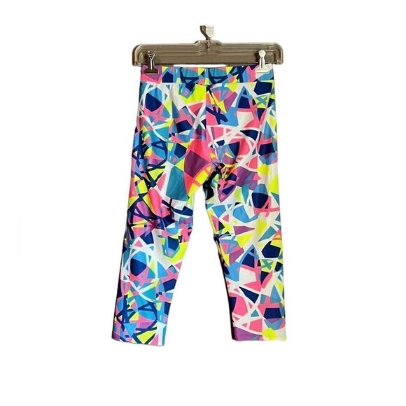 3 for $30! Under armour colourful compression capris - Picture 10 of 10